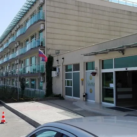 Privately Owned 3rd Floor - E306 - In The Clara